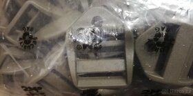 Plastová průvlečka spona přezka na popruh 25 mm - 2