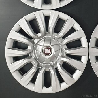 Poklice Fiat 15" ORIGINÁLNÍ č. A11 - 2
