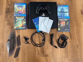 PS4 PRO 1TB - 2