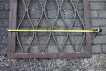 Bezpečnostní mříž na dveře - 2