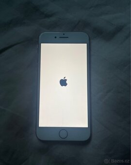 Apple Iphone 8 - 2