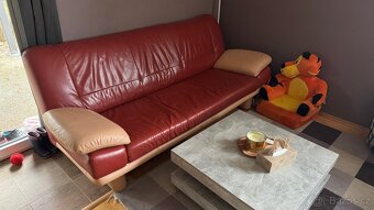 Kožený červený gauč - 2
