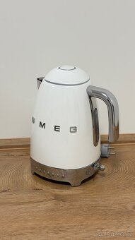 Rychlovarná konvice s regulací teploty Smeg 50's Style - 2