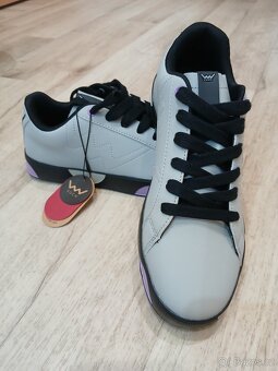 Boty VUCH nove damské v.39 - 2