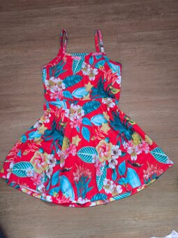 Dívčí šaty na raminkach - 2