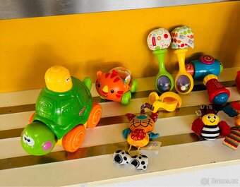 Velká interaktivní sada hraček značky Fisher Price - 2