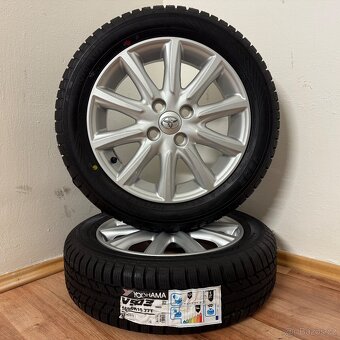 NOVÁ TOYOTA AYGO 4x100 R15 ET35+ZIMNÍ 165/60R15 8,5mm SILVER - 2