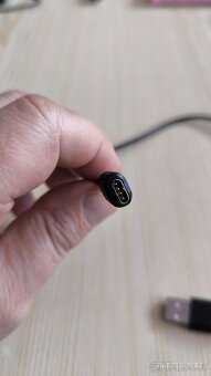 Nabíjecí a komunikační kabel pro hodinky Garmin - 2