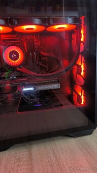 Prodám zánovní herní PC - 4070 TI SUPER,7800X3D - 2