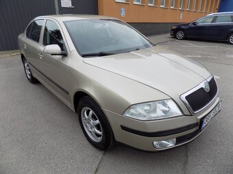 Škoda Octavia 1.6i 75 KW ČR, 2 sady kol - 2
