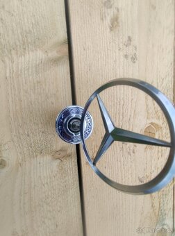 Znak Mercedes Benz originál - 2