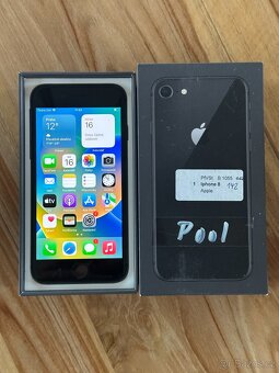 Apple iPhone 8 64GB černý + krabička, bat. 83% - 2