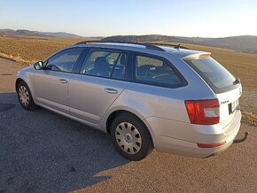 Škoda Octavia, Škoda Fabia Volkswagen Caddy - 2