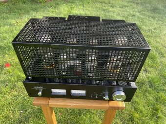 Line Magnetic LM-805IA -- Price : 1900 EUR - 2