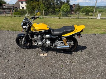 Yamaha XJR 1300 - 2