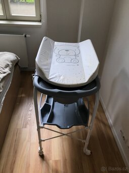 Přebalovací stůl CAM Cambio s vaničkou - 2
