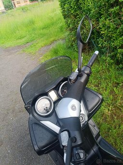 Skůtr Yamaha X-MAX  125  / 10,5 kw - 2