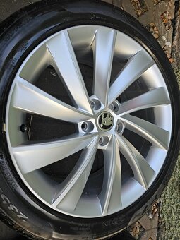 ALU kola letní 5x112 Škoda Superb Pegasus R18 - 2