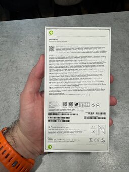 NOVÝ Apple iPhone 16 Pro 256GB černý titan, 24 měsíců ZÁRUKA - 2