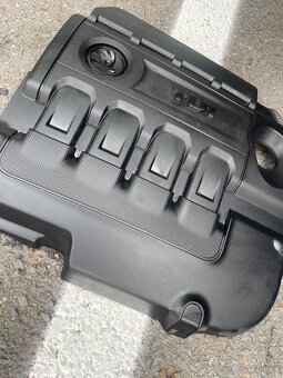 Kryt motoru 1.6 tdi - 2
