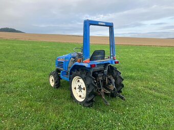 JAPONSKÝ MALOTRAKTOR ISEKI TF17 SIAL 4X4 - 2