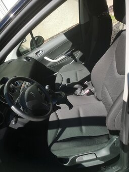 Peugeot 308 1.4i 100tkm Kup CZ Serviska Klima Nové pneu - 2