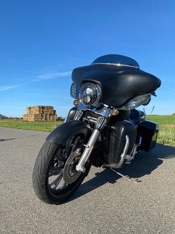 Harley Davidson Street Glide 103 - 2