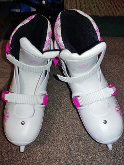 Dívčí lední brusle vel.37-40.Spartan - 2