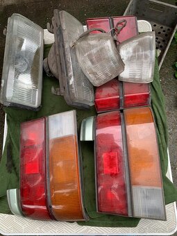 Náhradní díly - světla na MAZDA 626 - 2
