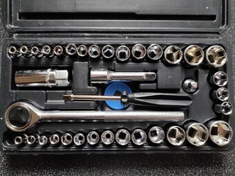 Sada nastrčených klicu - 2