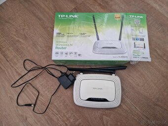 Router TP-Link TL-WR841N - 2
