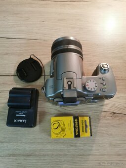 Panasonic DMC-FZ30 - 2