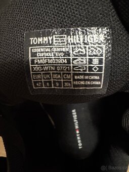 Tommi Hilfiger - 2