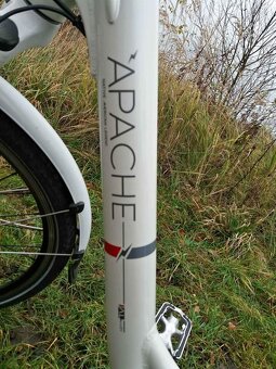 Prodám elektrokolo Apache wakita - 2