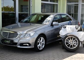 Mercedes-Benz Třídy E 220CDI AVANTGARDE A/T 2xKOLA - 2