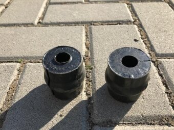 Volha Gaz-21,24, silentbloky stabilizátoru - 2