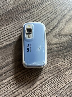 Mobilní telefon Nokia 6111 - 2