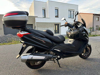 MaxSym 600i limitka-plovoucí kotouče a sklopná zrcátka - 2