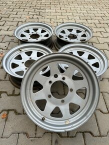 Otočné disky r15 5,5J, rozteč 5x139,7 - 2