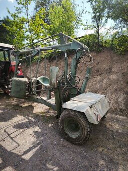 Nakladač Unhz 500 - 2