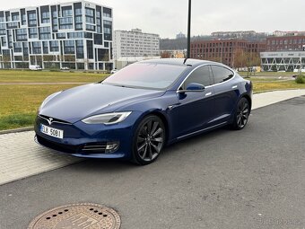 Tesla S 4x4 autopilot rv2018 najeto: 95000km - 2