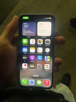 IPhone 13 Pink - 2
