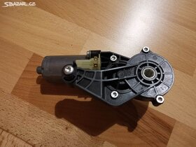 Mercedes W204 W212 W218 X204 díly sedaček - 2
