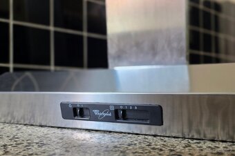 Prodám digestoř Whirlpool 60 cm - 2