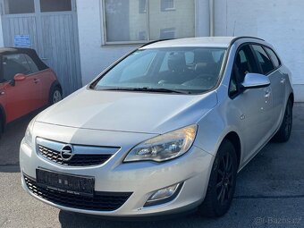 Opel Astra 1.3 Eco Flex diesel - 2
