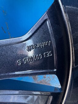 Octavia RS IV 225/40 R19 - 2