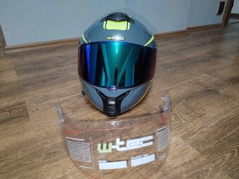 výklopná helma W-tec - 2