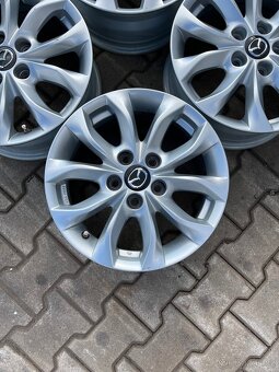 Alu Mazda 5x114,3r16 6,5J ET50 - 2