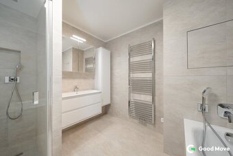 Prodej nadstandardního bytu 3+kk s terasou a garážovým stání - 2