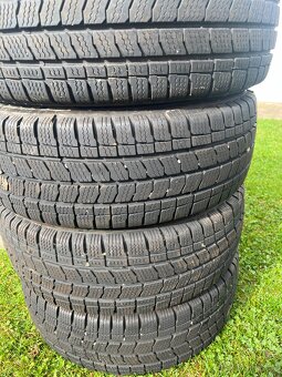 215/65r15c  zimní sada zánovní - 2